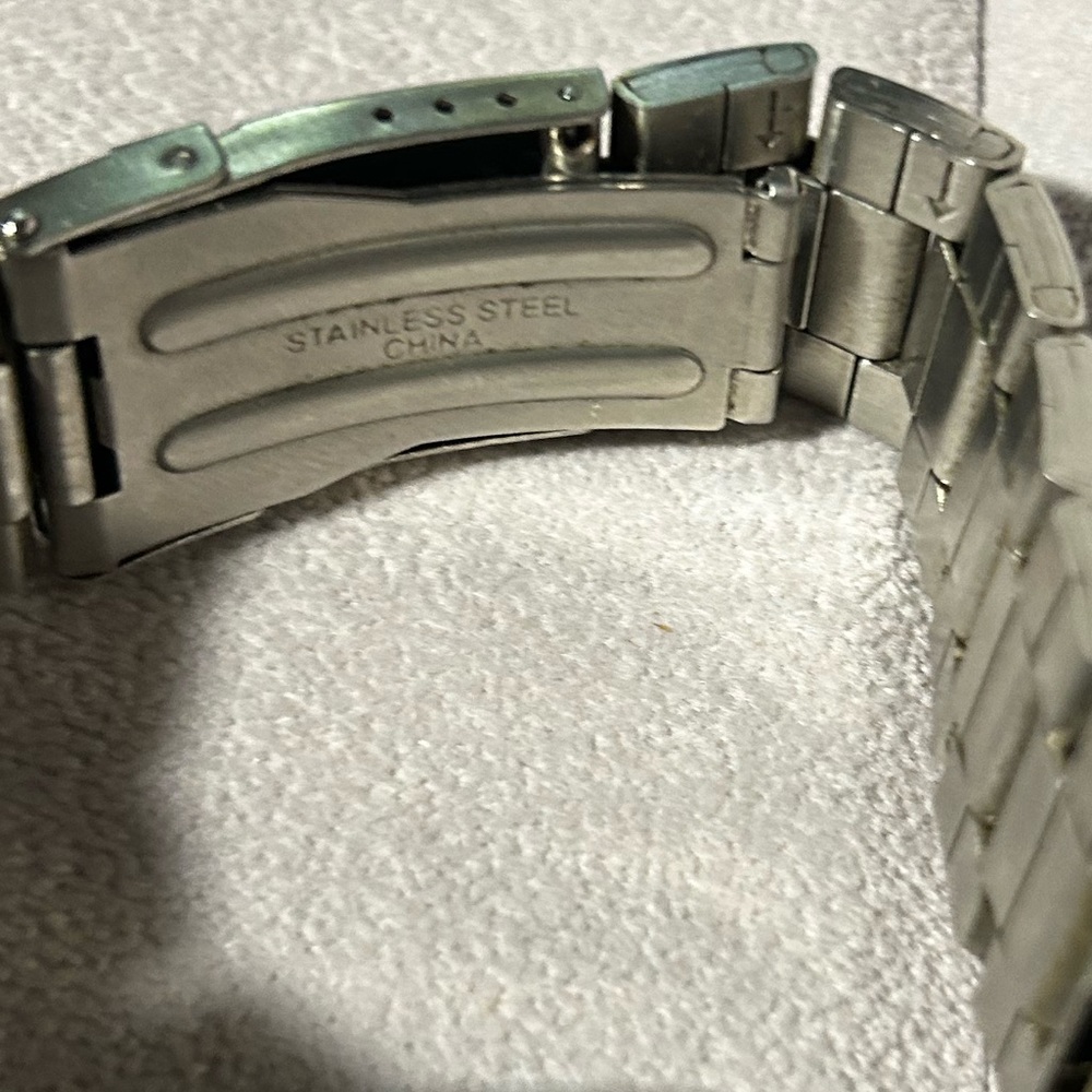 ECLIPSE WATCH 165m WATER RESIST. Luxury Watch - Picture 2 of 3